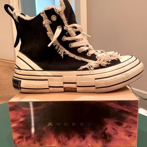 Xvessel canvas shoes “8.5”(brand new)